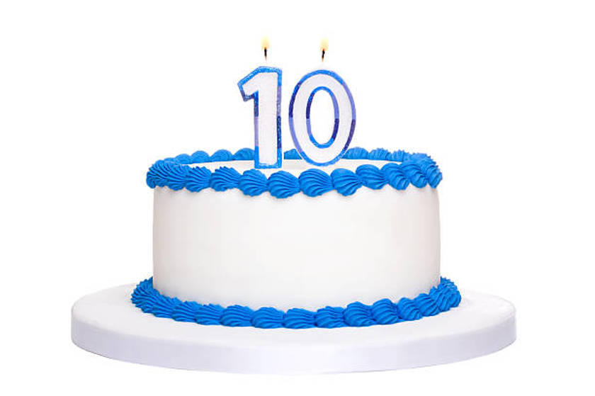 10 ár